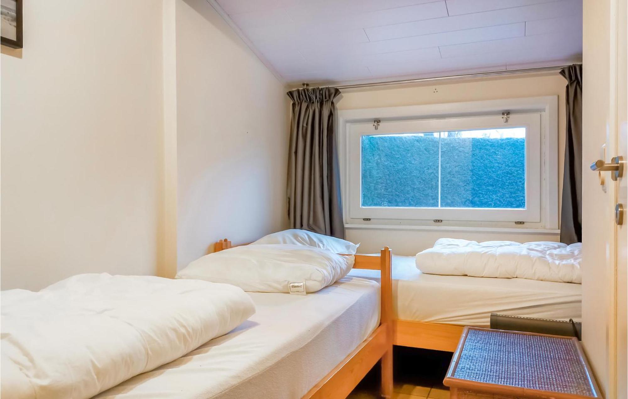 3 Bedroom Awesome Home In 오스트두인케르케 외부 사진